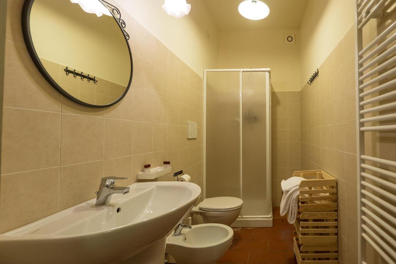 Agriturismo La Commenda-Adults Only كاشا الغرفة الصورة